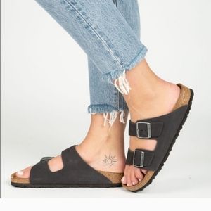 Birkenstock Arizona Black Sandals size EU 40 US 9.5